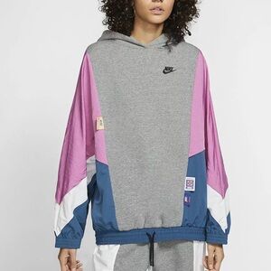 Nike Sportswear • Icon Clash Pullover Hoodie
